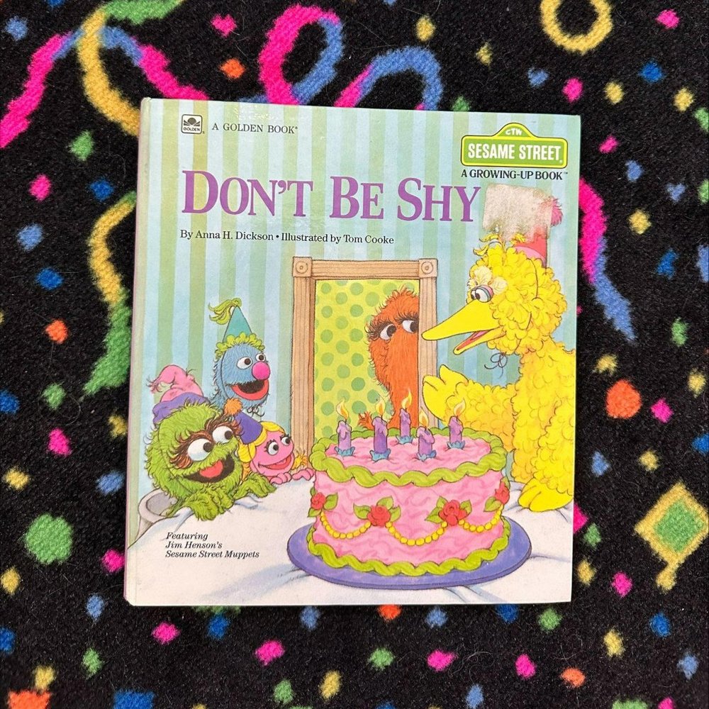 SESAME STREET A‎ GROWING-UP BOOK- "DON'T BE SHY"